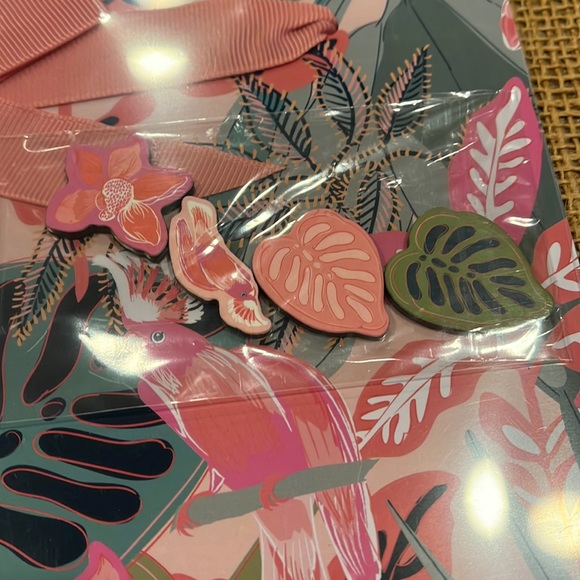 NWT Vera Bradley magnet memo board - Picture 3 of 4